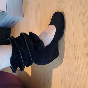 Ruffle Suede shoes, size 38, Marc by Marc Jacobs